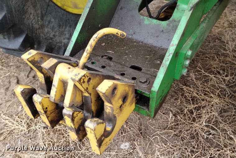 image for item DQ6021 1991 John Deere 8760 4WD tractor