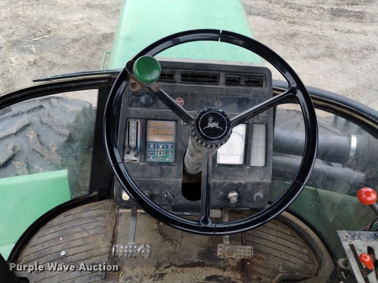 image for item DQ6021 1991 John Deere 8760 4WD tractor