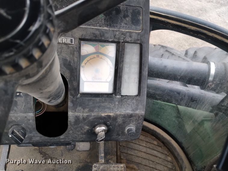 image for item DQ6021 1991 John Deere 8760 4WD tractor