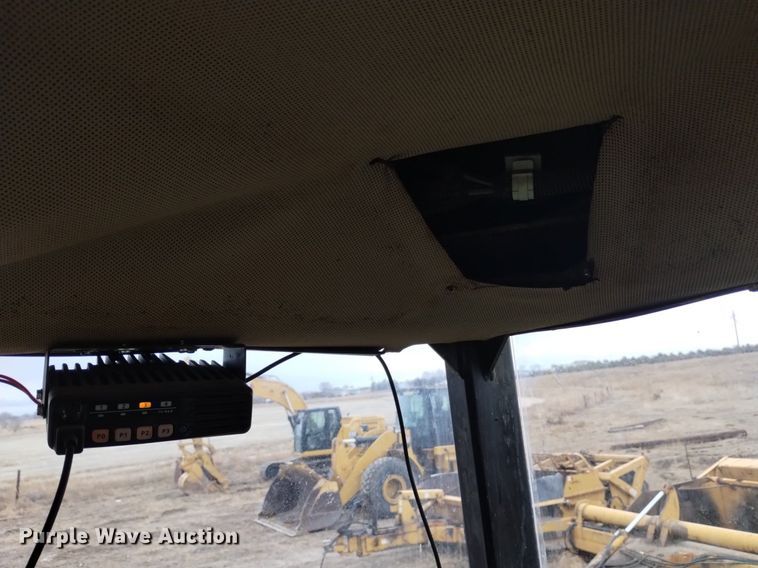 image for item DQ6021 1991 John Deere 8760 4WD tractor