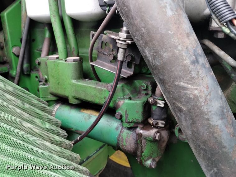 image for item DQ6021 1991 John Deere 8760 4WD tractor