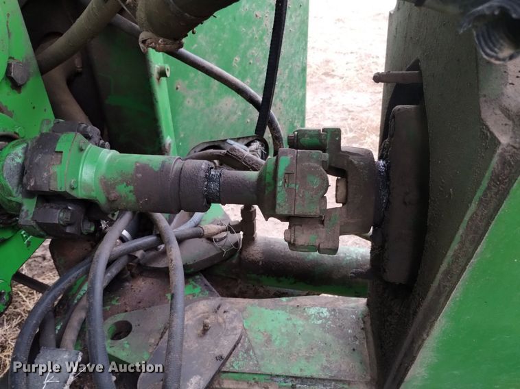 image for item DQ6021 1991 John Deere 8760 4WD tractor