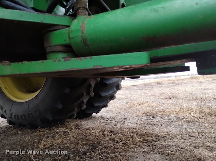 image for item DQ6021 1991 John Deere 8760 4WD tractor