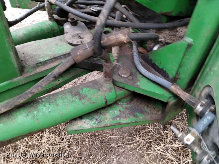 image for item DQ6021 1991 John Deere 8760 4WD tractor