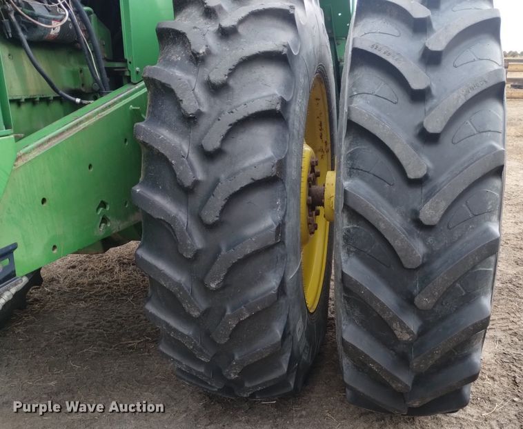 image for item DQ6021 1991 John Deere 8760 4WD tractor