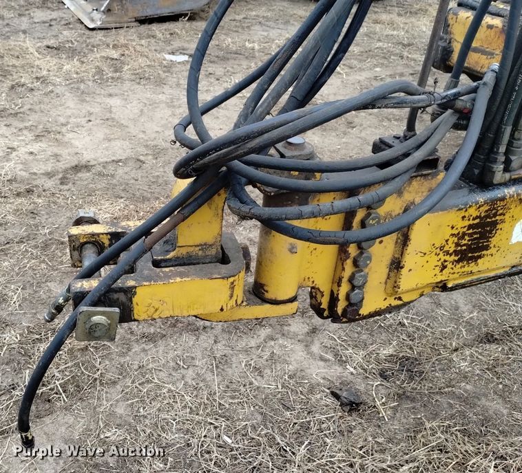 image for item DQ6023 2000 Reynolds  16CS10 scraper