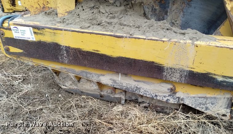 image for item DQ6023 2000 Reynolds  16CS10 scraper