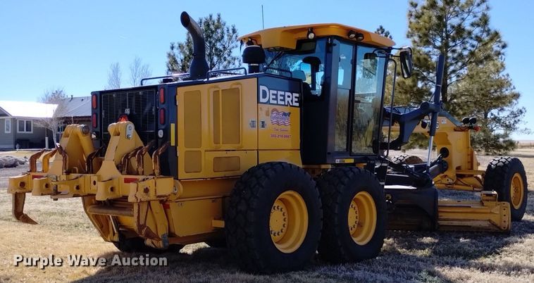 image for item DQ6027 2013 John Deere 772G motor grader