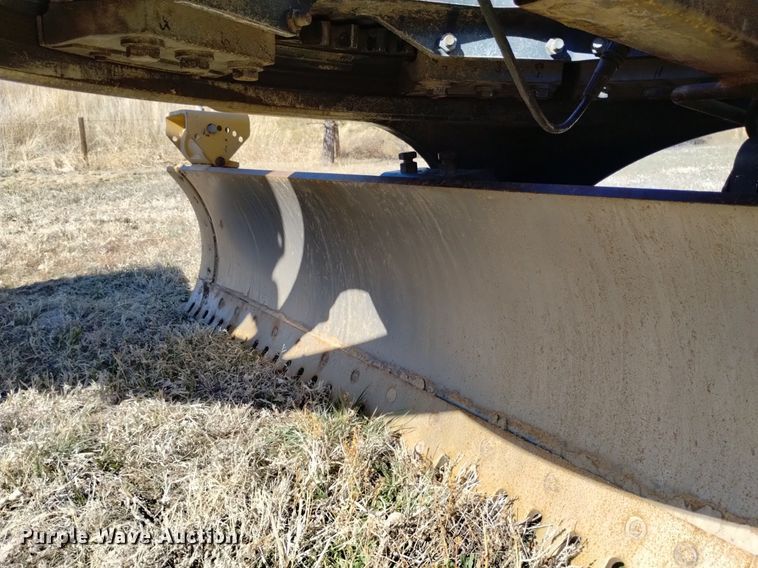 image for item DQ6027 2013 John Deere 772G motor grader