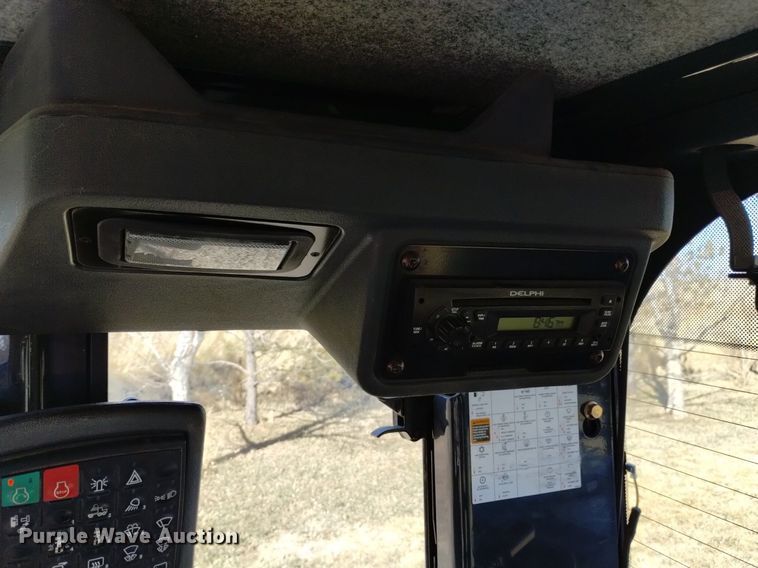 image for item DQ6027 2013 John Deere 772G motor grader