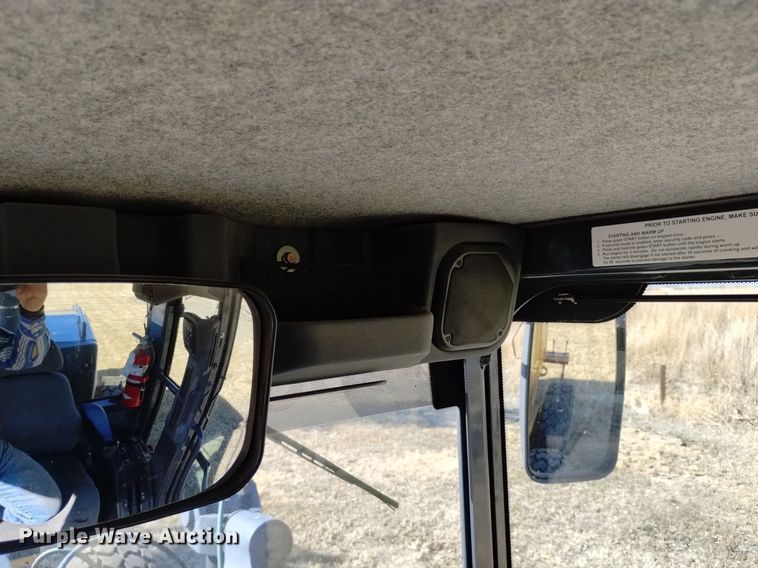 image for item DQ6027 2013 John Deere 772G motor grader