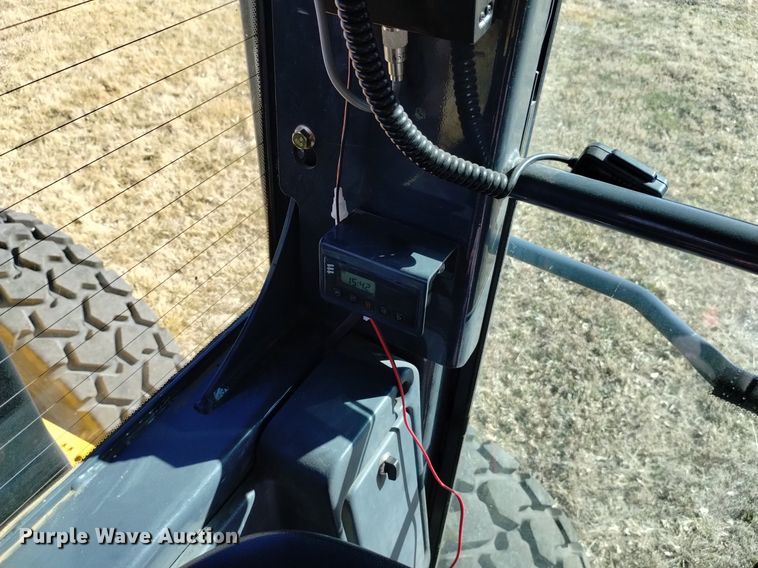 image for item DQ6027 2013 John Deere 772G motor grader