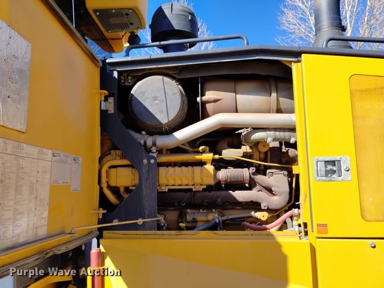 image for item DQ6027 2013 John Deere 772G motor grader