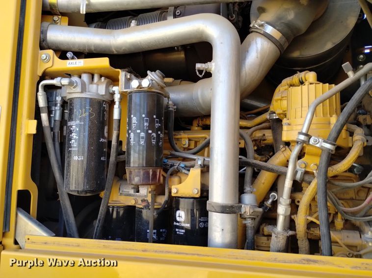 image for item DQ6027 2013 John Deere 772G motor grader