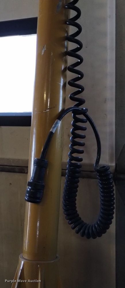 image for item DQ6027 2013 John Deere 772G motor grader