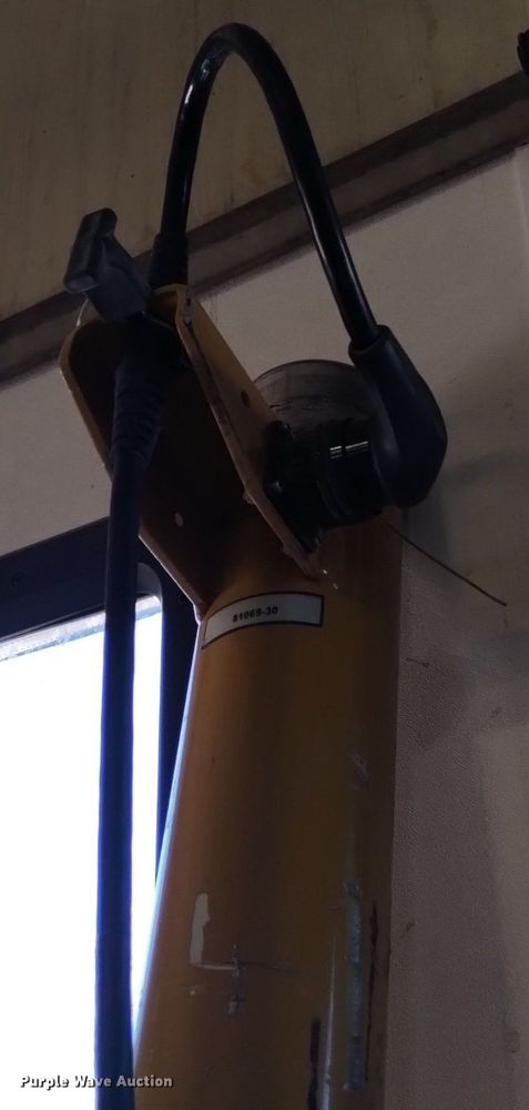 image for item DQ6027 2013 John Deere 772G motor grader