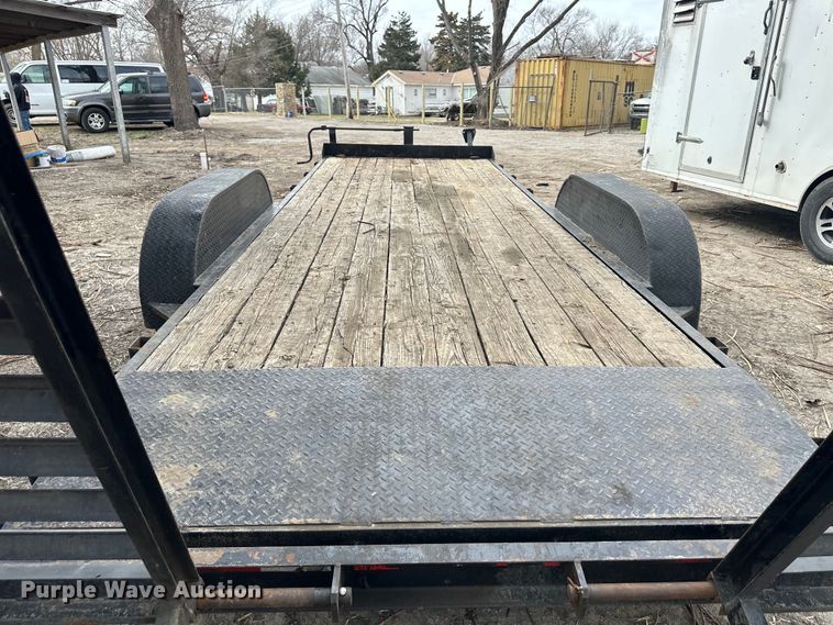 image for item DQ6346 2005 Mac-Lander equipment trailer