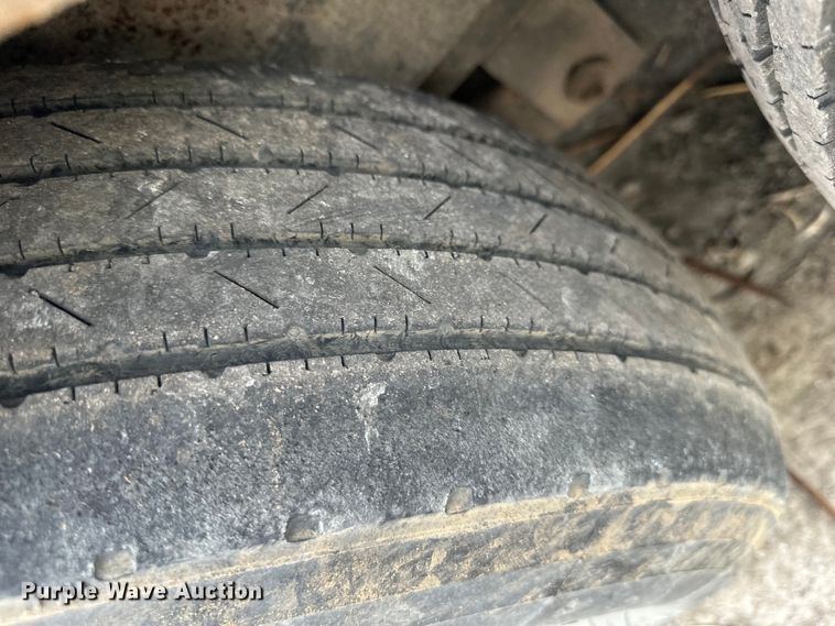 image for item DQ6346 2005 Mac-Lander equipment trailer