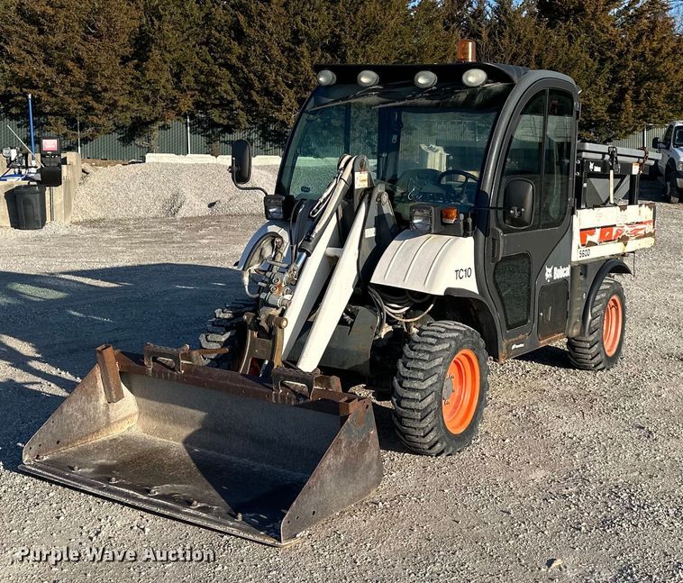 image for item DQ6403 Bobcat  Toolcat 5600 utility vehicle
