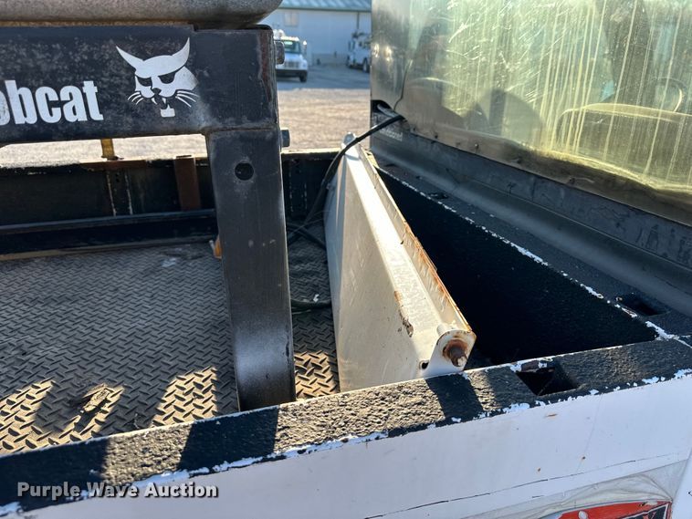 image for item DQ6403 Bobcat  Toolcat 5600 utility vehicle