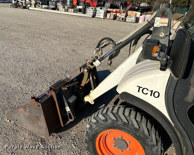 image for item DQ6403 Bobcat  Toolcat 5600 utility vehicle