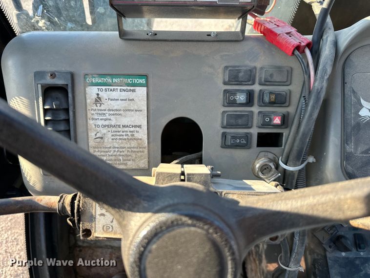 image for item DQ6403 Bobcat  Toolcat 5600 utility vehicle