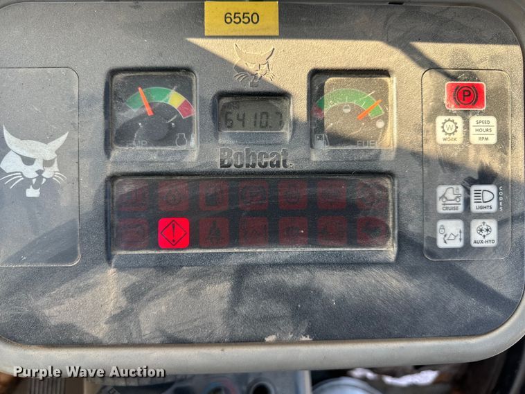 image for item DQ6403 Bobcat  Toolcat 5600 utility vehicle