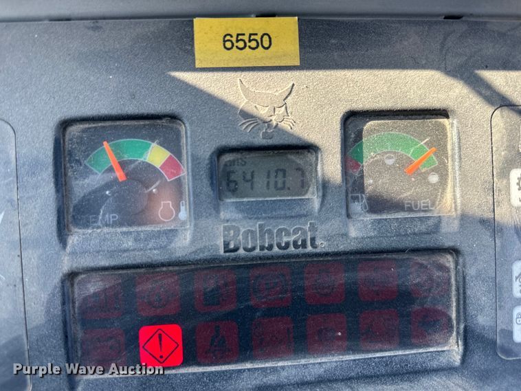 image for item DQ6403 Bobcat  Toolcat 5600 utility vehicle