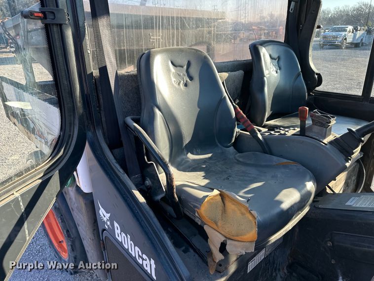 image for item DQ6403 Bobcat  Toolcat 5600 utility vehicle