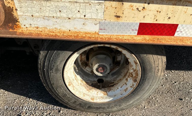 image for item DQ6404 2008 Holden  TD040 equipment trailer