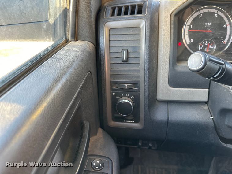 image for item DQ6405 2012 Dodge  Ram 4500 HD utility / service truck