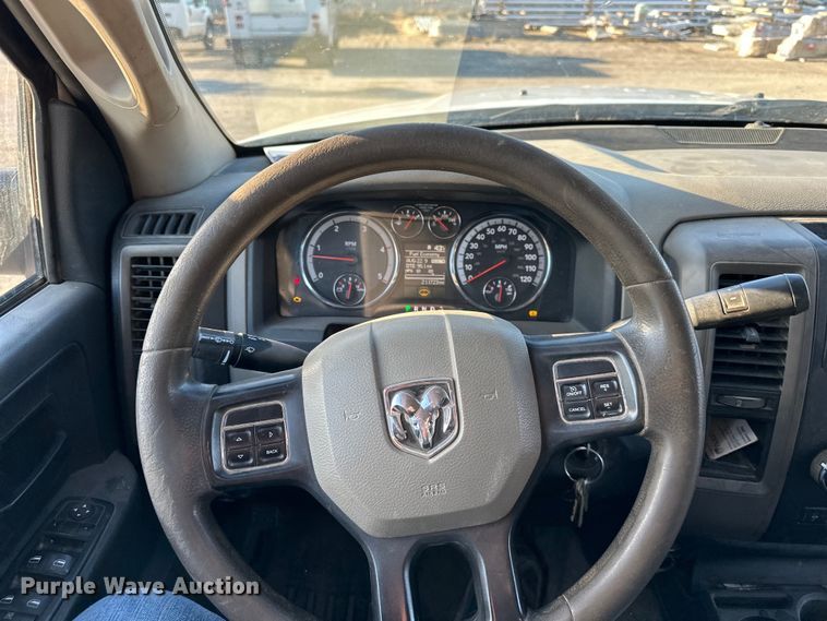 image for item DQ6406 2012 Dodge  Ram 4500HD Crew Cab truck cab and chassis