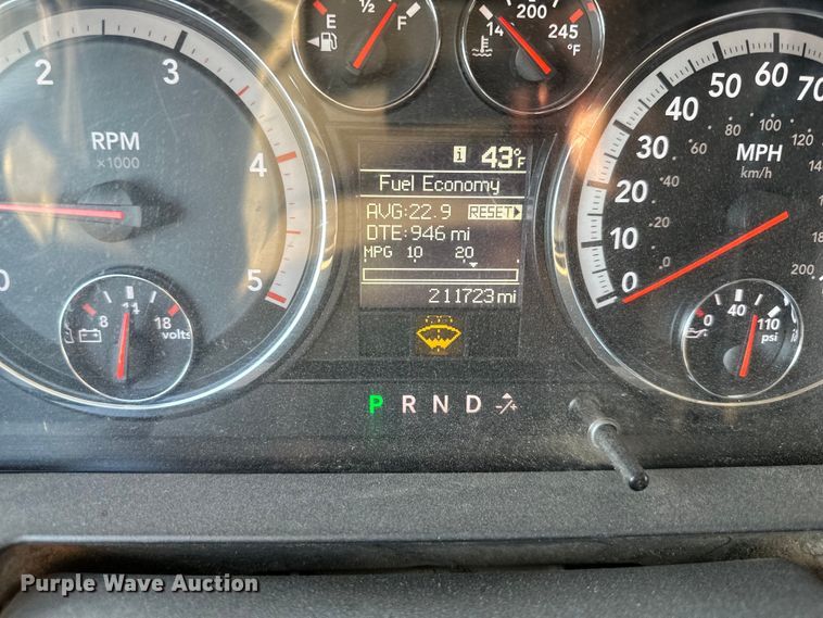 image for item DQ6406 2012 Dodge  Ram 4500HD Crew Cab truck cab and chassis