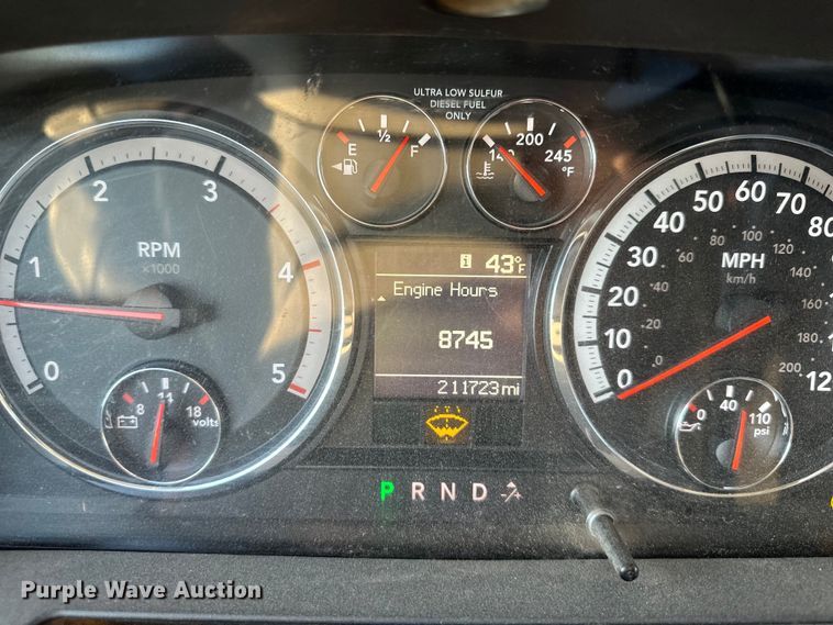 image for item DQ6406 2012 Dodge  Ram 4500HD Crew Cab truck cab and chassis