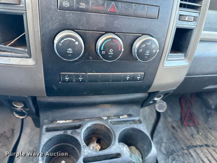 image for item DQ6406 2012 Dodge  Ram 4500HD Crew Cab truck cab and chassis