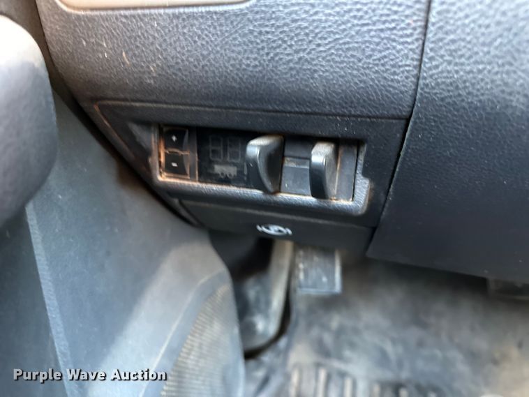 image for item DQ6406 2012 Dodge  Ram 4500HD Crew Cab truck cab and chassis