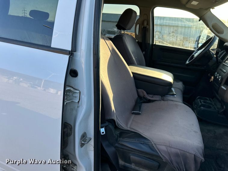 image for item DQ6406 2012 Dodge  Ram 4500HD Crew Cab truck cab and chassis