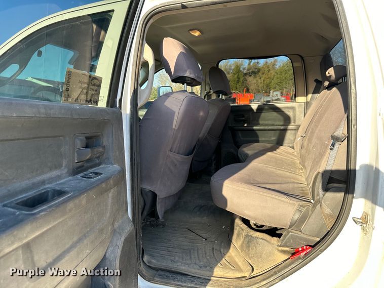 image for item DQ6406 2012 Dodge  Ram 4500HD Crew Cab truck cab and chassis