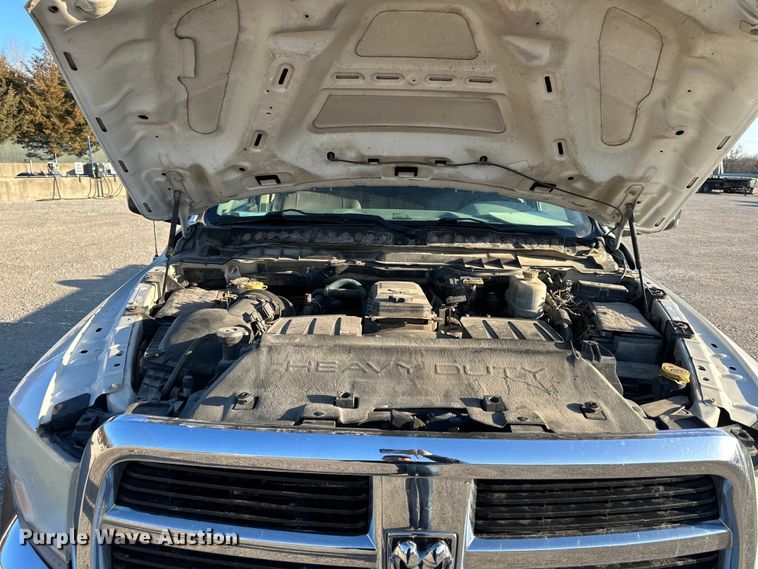 image for item DQ6406 2012 Dodge  Ram 4500HD Crew Cab truck cab and chassis