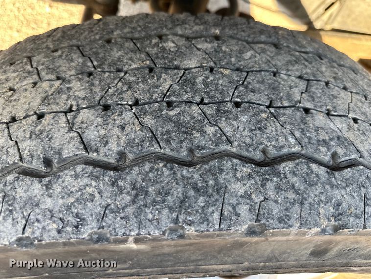 image for item DQ6406 2012 Dodge  Ram 4500HD Crew Cab truck cab and chassis