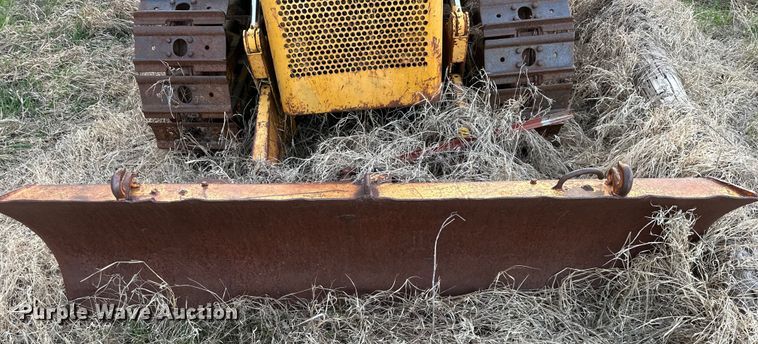 image for item DQ6417 1977 International 500 Series E dozer