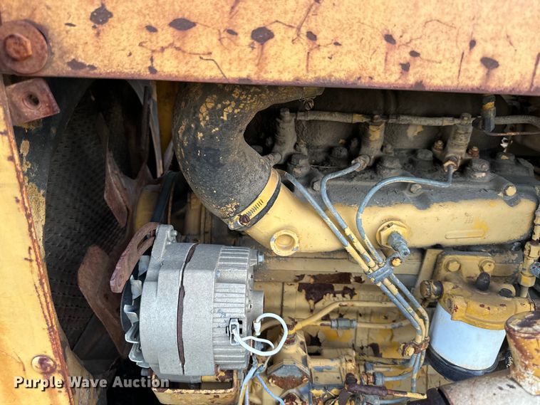 image for item DQ6417 1977 International 500 Series E dozer