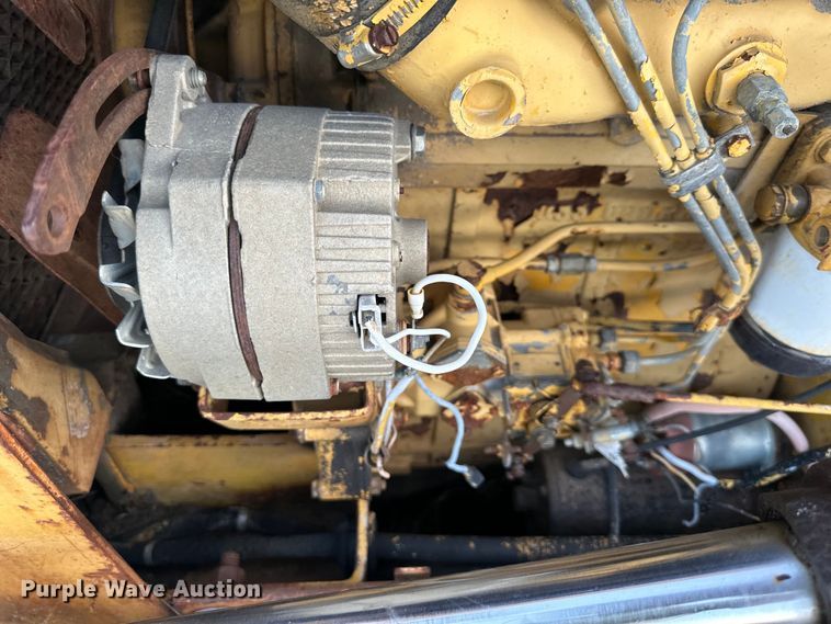 image for item DQ6417 1977 International 500 Series E dozer