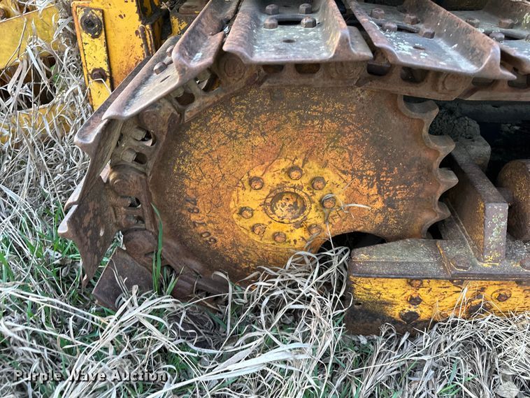 image for item DQ6417 1977 International 500 Series E dozer