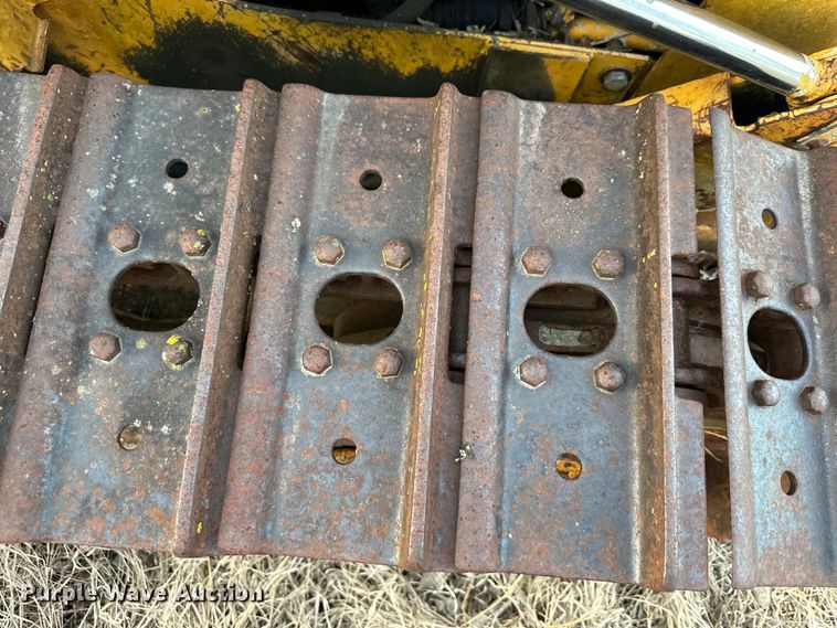 image for item DQ6417 1977 International 500 Series E dozer