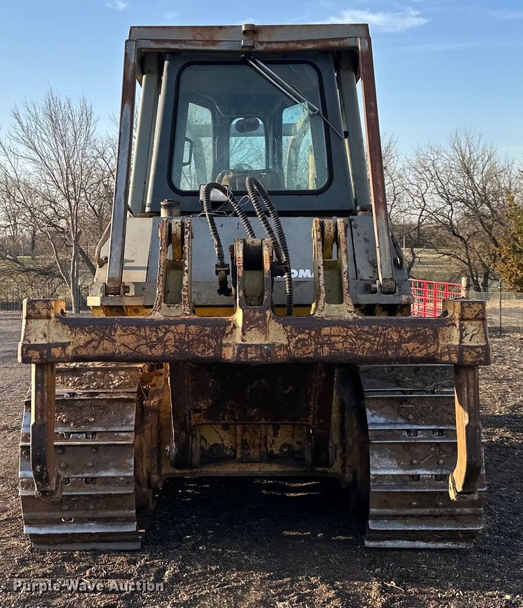 image for item DQ6419 1993 Komatsu D65EX-12 dozer