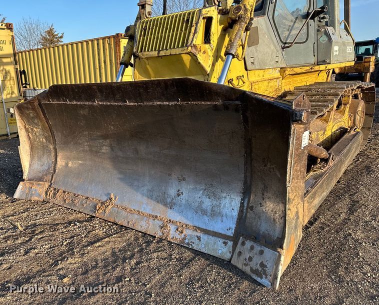 image for item DQ6419 1993 Komatsu D65EX-12 dozer