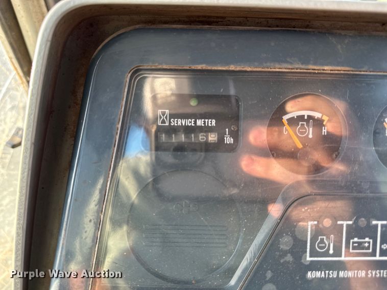 image for item DQ6419 1993 Komatsu D65EX-12 dozer