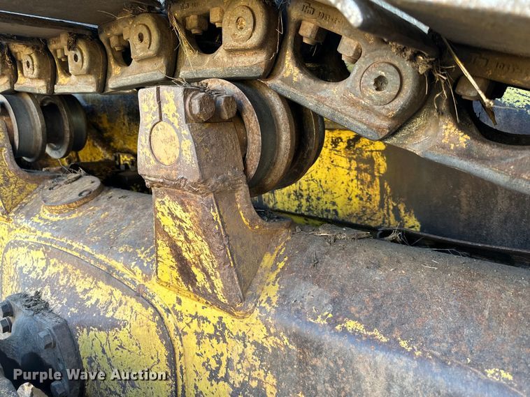 image for item DQ6419 1993 Komatsu D65EX-12 dozer