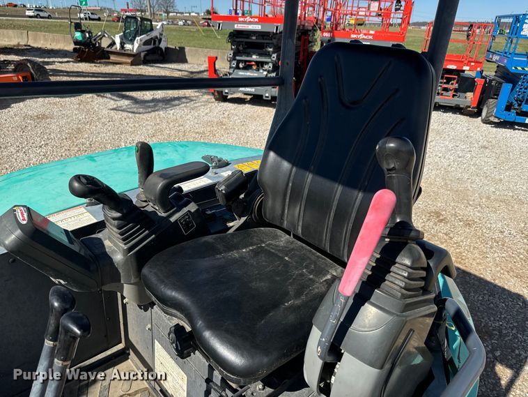 image for item DQ6754 2018 IHI 45V4-F mini excavator